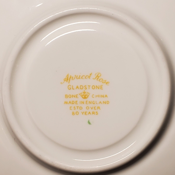 Gladstone England Bone China Apricot Rose Saucer - Picture 3 of 4